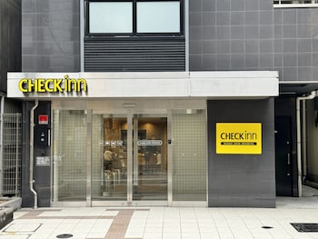 CHECK inn 大阪新今宮
