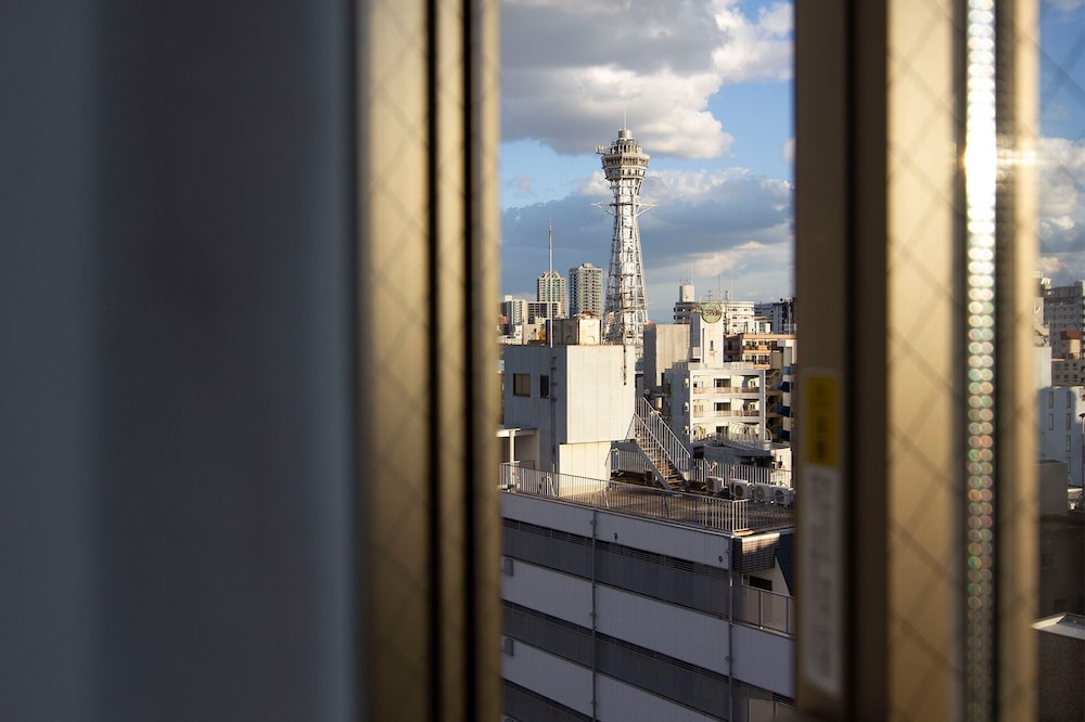 スーペリア ツインルーム 禁煙 客室2 | CHECK inn 大阪新今宮