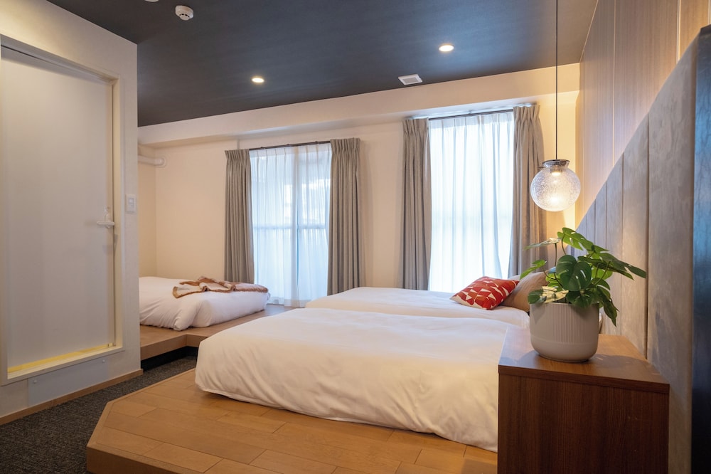 リファインツイン·トリプル (禁煙) 客室4 | Wayfarer Hotel Kyoto Shijo