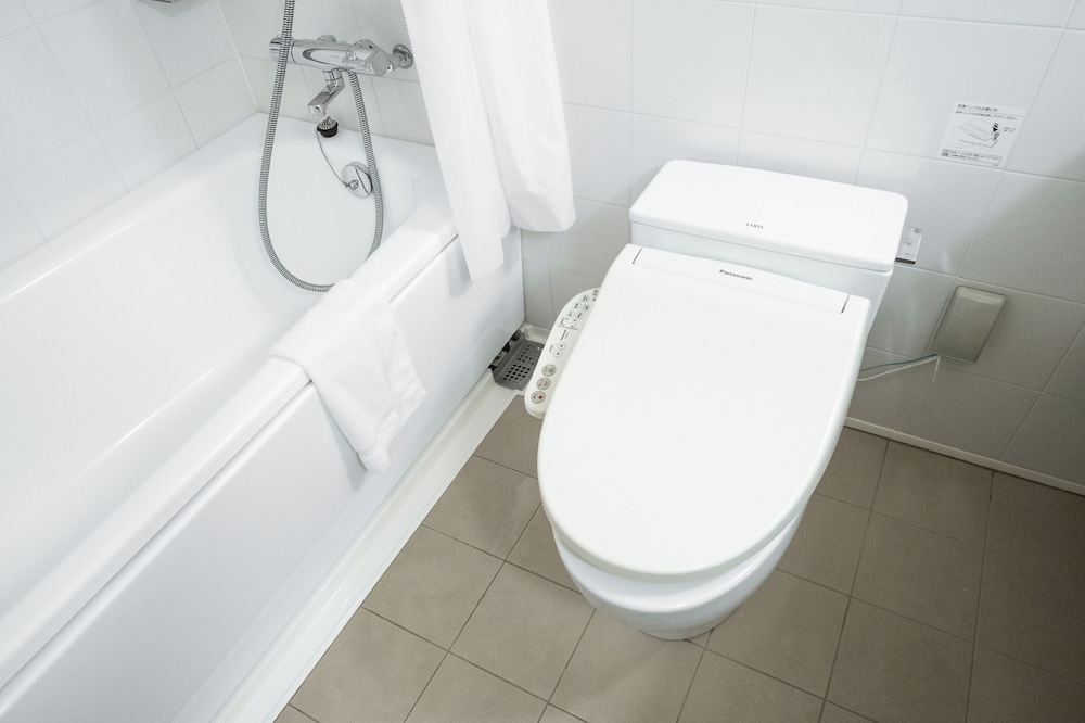 シグネチャースイート (禁煙) バスルーム1 | Wayfarer Hotel Kyoto Shijo