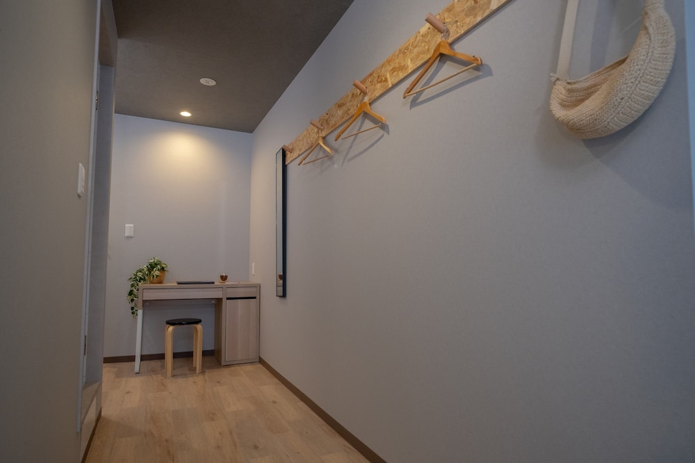 エッセンシャルツイン (禁煙) 客室2 | Wayfarer Hotel Kyoto Shijo