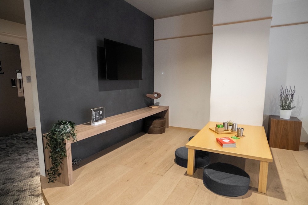 シグネチャースイート (禁煙) 客室2 | Wayfarer Hotel Kyoto Shijo