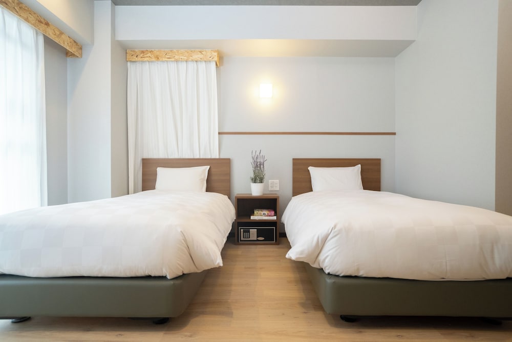 エッセンシャルツイン (禁煙) 客室3 | Wayfarer Hotel Kyoto Shijo