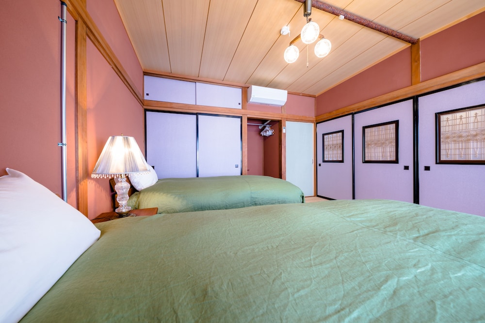 アパートメント 4 ベッドルーム 客室27 | 富士山金魚