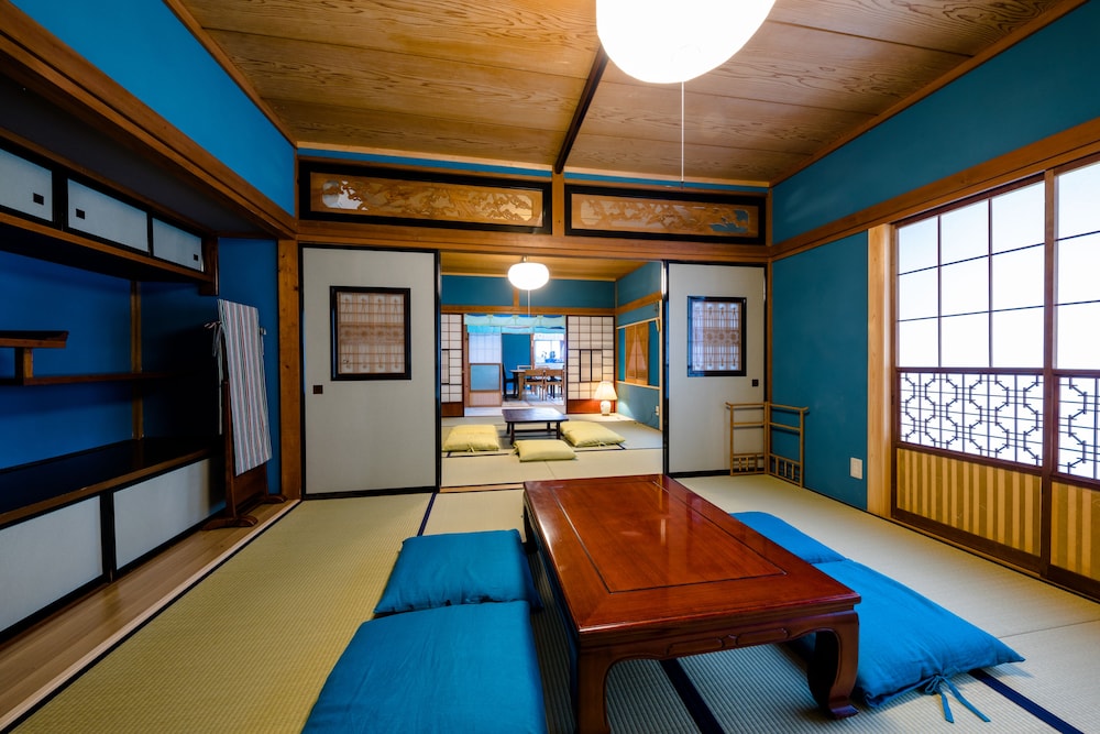 アパートメント 4 ベッドルーム 客室10 | 富士山金魚