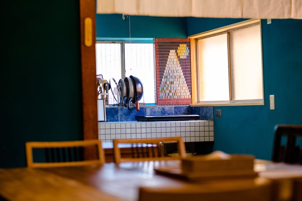 アパートメント 4 ベッドルーム 客室内のダイニングエリア3 | 富士山金魚