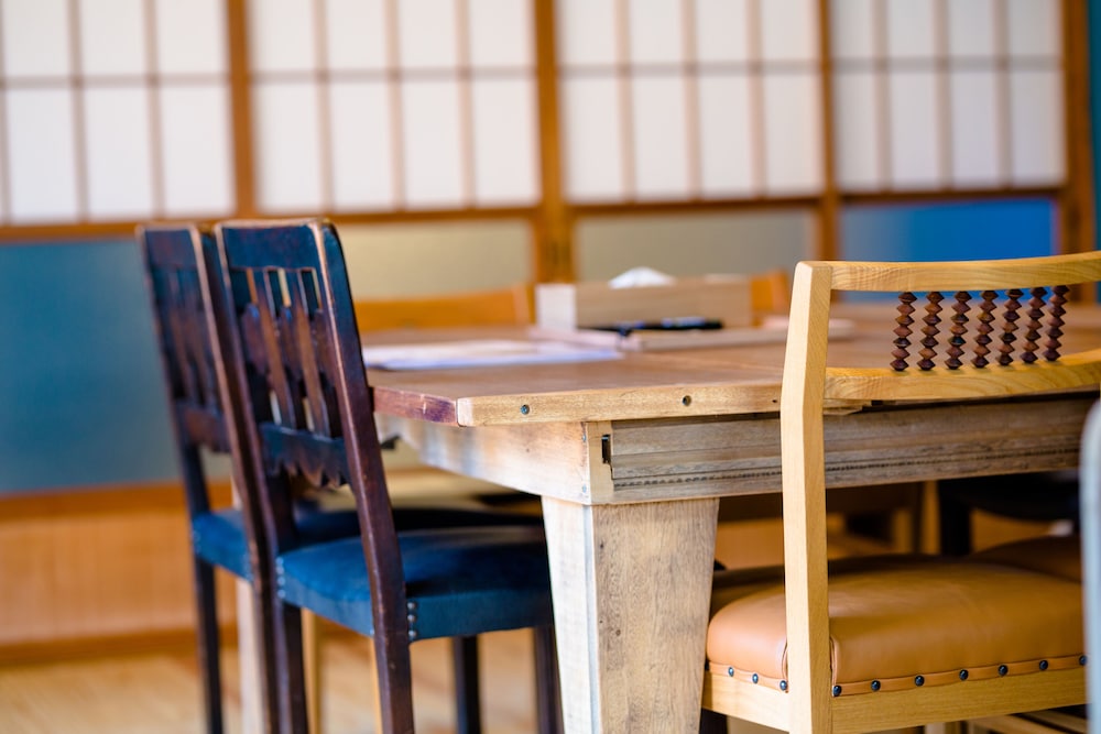 アパートメント 4 ベッドルーム 客室内のダイニングエリア2 | 富士山金魚