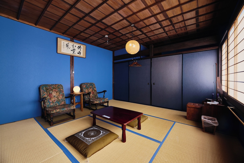一棟貸し(全館・禁煙) 客室10 | 筑後吉井 町家宿 以久波