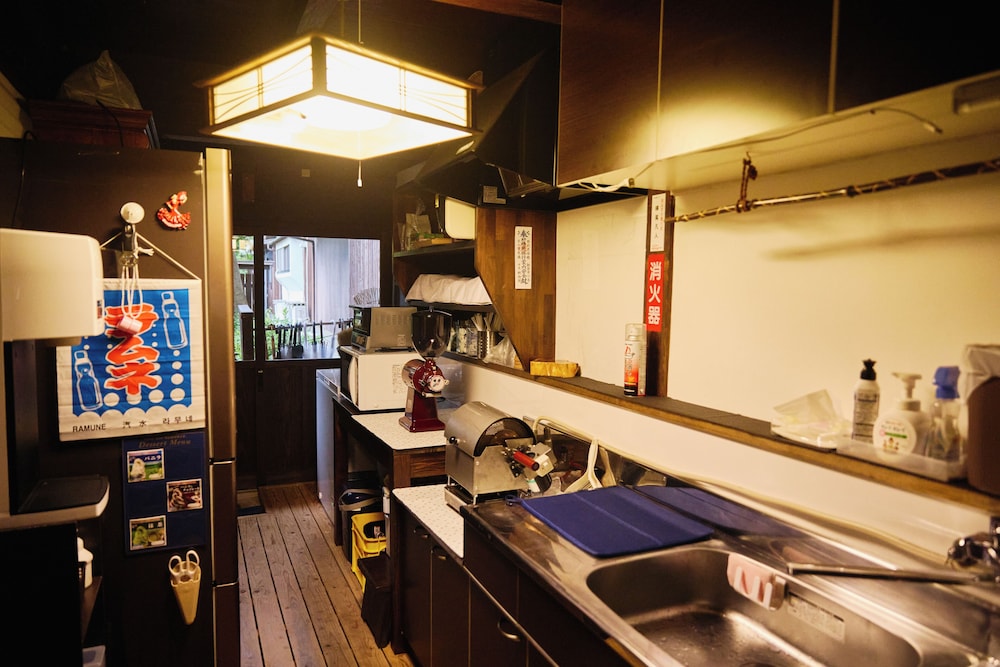 一棟貸し(全館・禁煙) 専用キッチン0 | 筑後吉井 町家宿 以久波