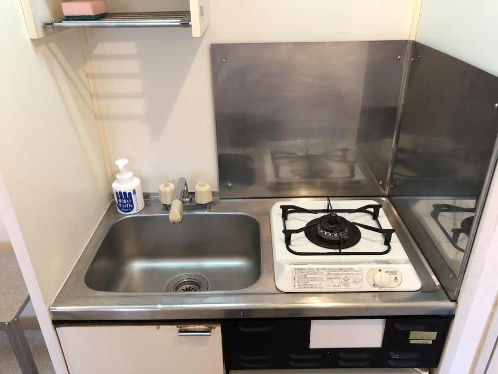 ベーシック 4 人部屋 専用簡易キッチン0 | Plusone Nishikoen
