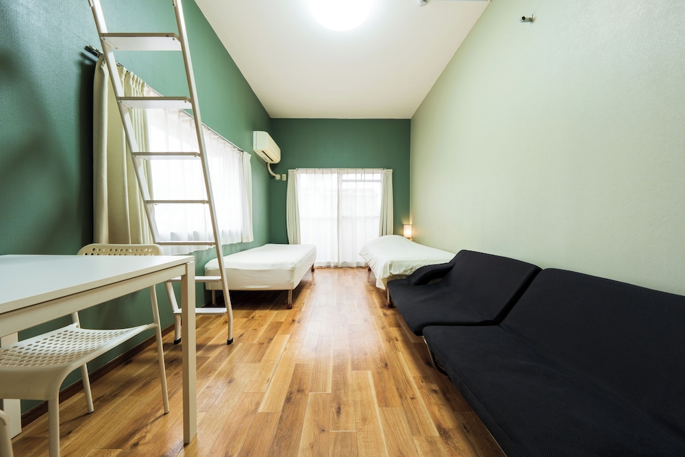 ベーシック 4 人部屋 客室8 | Plusone Nishikoen