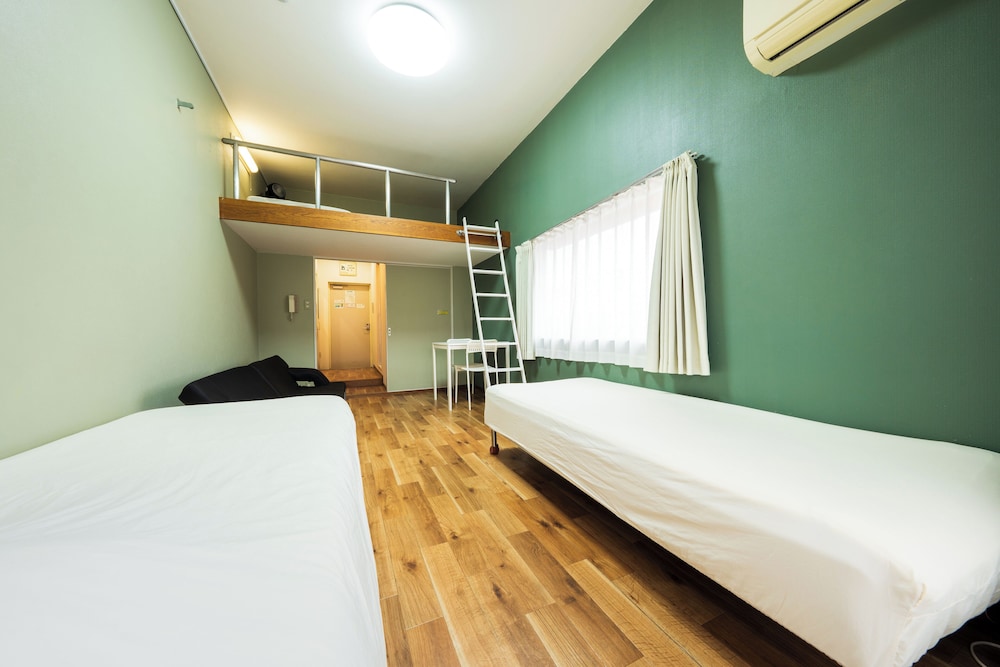 ベーシック 4 人部屋 客室6 | Plusone Nishikoen