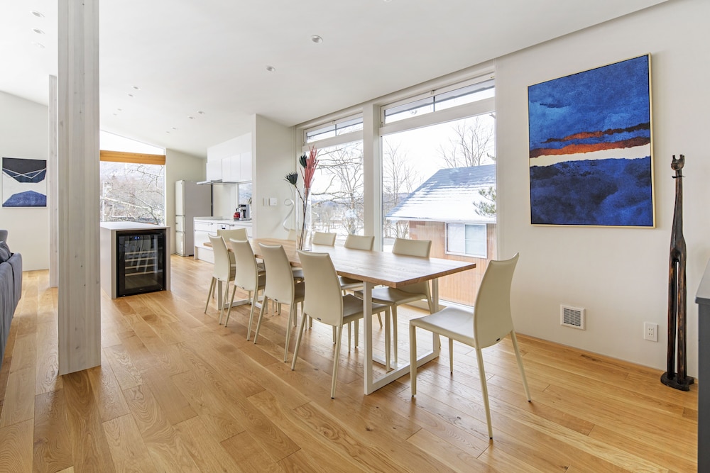 ダイニングルーム1 | Alpinarc Chalet HAKUBA