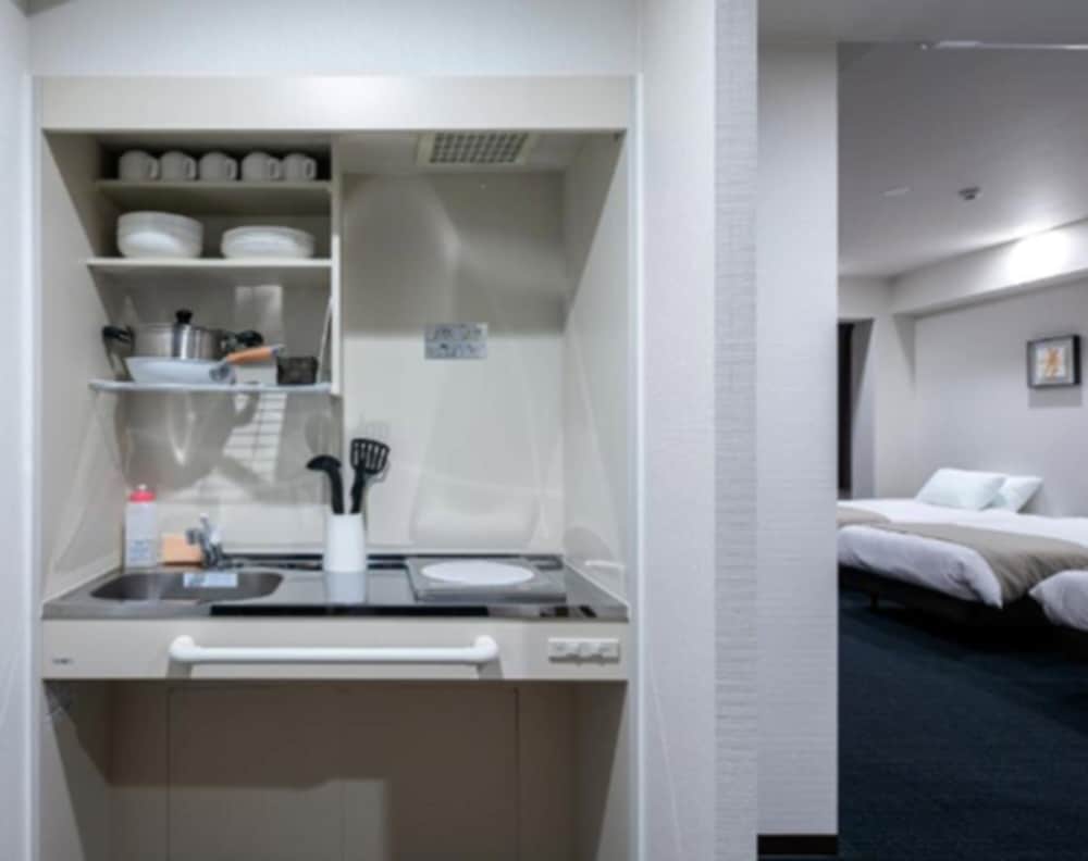 ラグジュアリー スイート 禁煙 スパ浴槽 専用キッチン2 | ランドーレジデンシャルホテル京都スイーツ