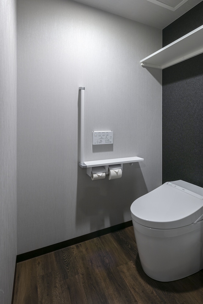 ラグジュアリー スイート 禁煙 スパ浴槽 バスルーム0 | ランドーレジデンシャルホテル京都スイーツ