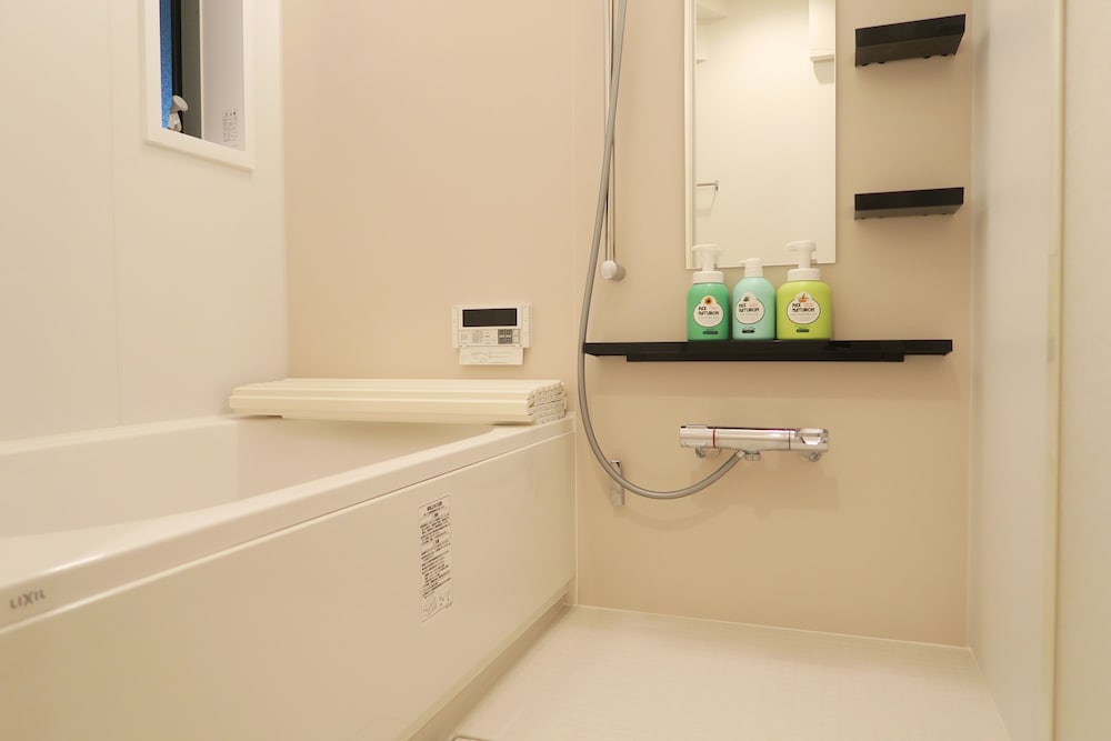 3ベッドルーム アパートメント バスルーム2 | Etranger Kaname Cho