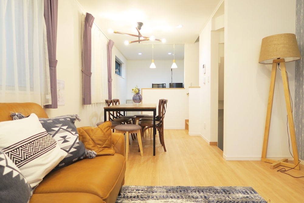 3ベッドルーム アパートメント リビングルーム1 | Etranger Kaname Cho