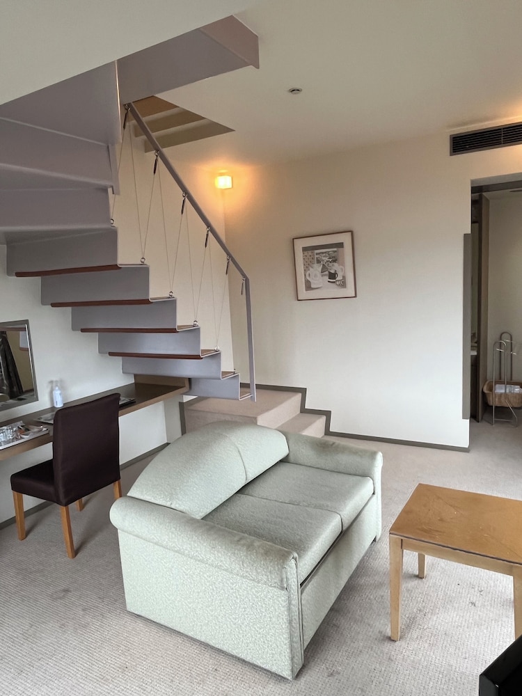 メゾネットルーム 共用バスルーム(トイレ付) 禁煙 客室1 | ザ グラン リゾートエレガンテ京都