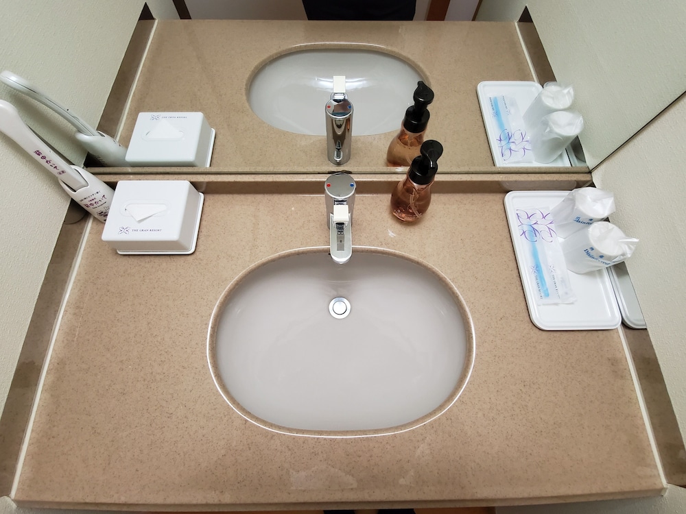 和室 禁煙（共用バスルーム） 客室の設備とサービス0 | ザ グラン リゾートエレガンテ京都