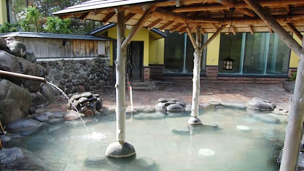 ルーム (C) バスルーム1 | Pension Kamifuji