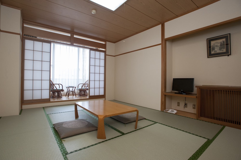 (階段利用有) 最上階４階 テラス付和室 禁煙 | ザ グラン リゾート エレガンテ熱海