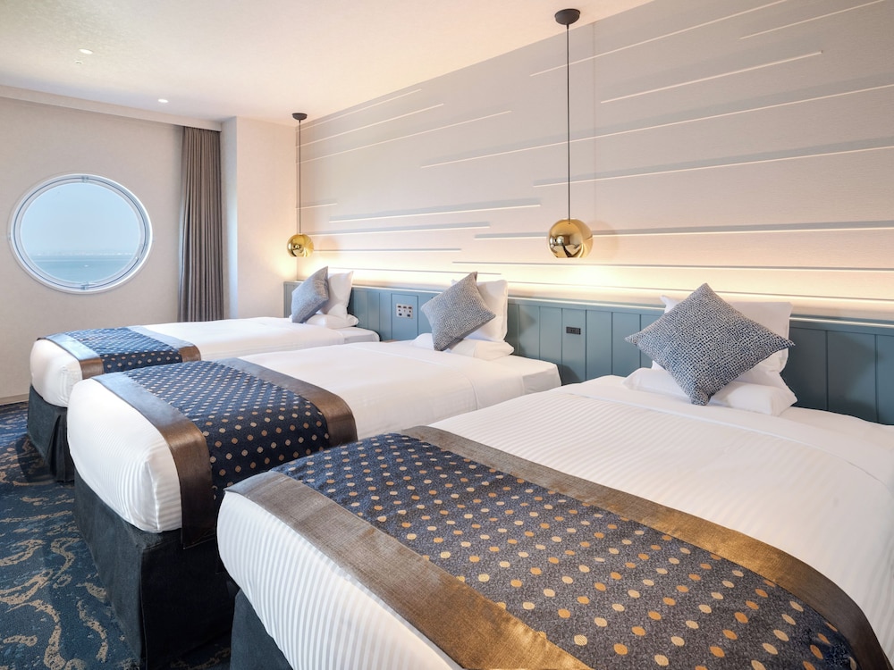 オーシャンビュー スーペリアルーム (バス付) 禁煙 客室1 | 亀の井ホテル 淡路島