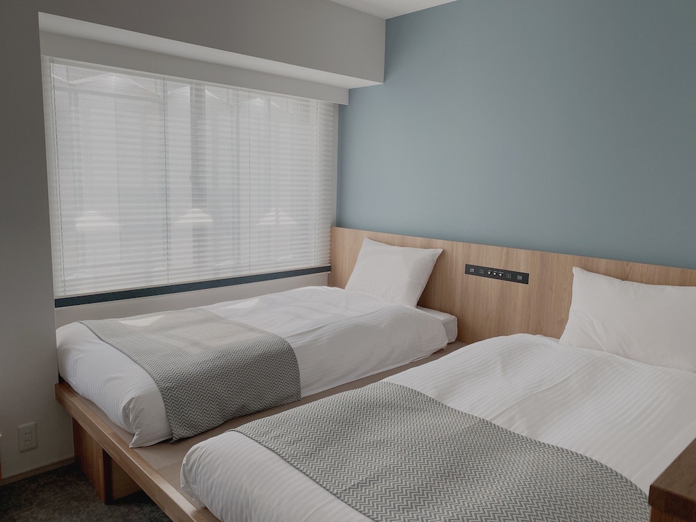 4人ルーム <シャワー付> 客室1 | ザ・ツーリストホテル & カフェ秋葉原