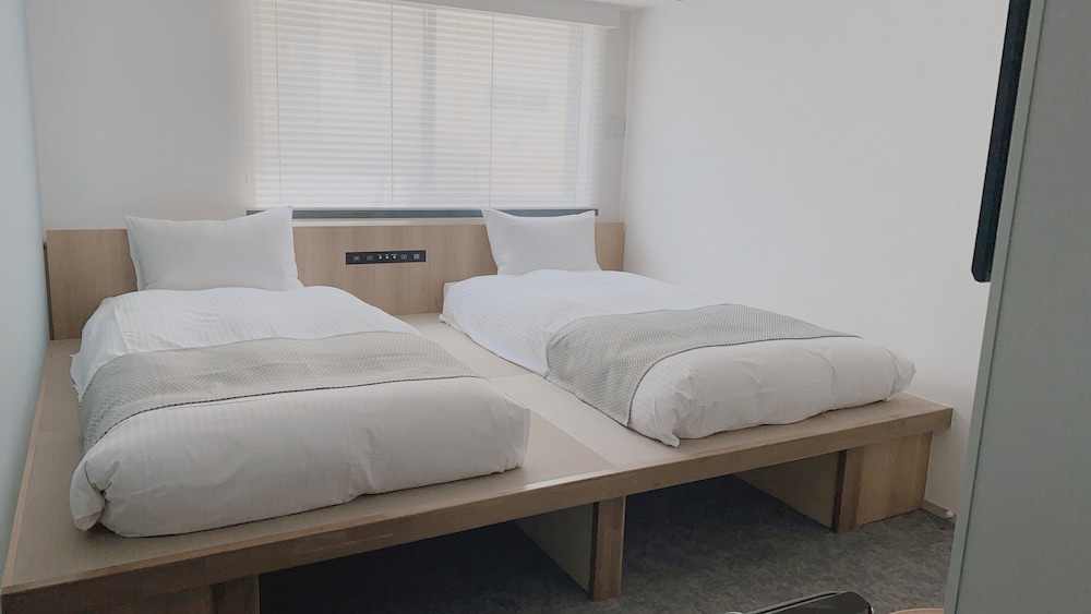 ツインルーム <シャワー付> | ザ・ツーリストホテル & カフェ秋葉原