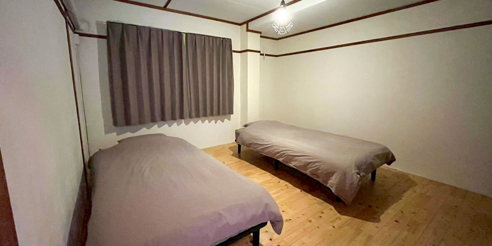 [204] 禁煙, ツインルーム シャワー/トイレ共同 | ゲストハウス バンビーナ - ホステル