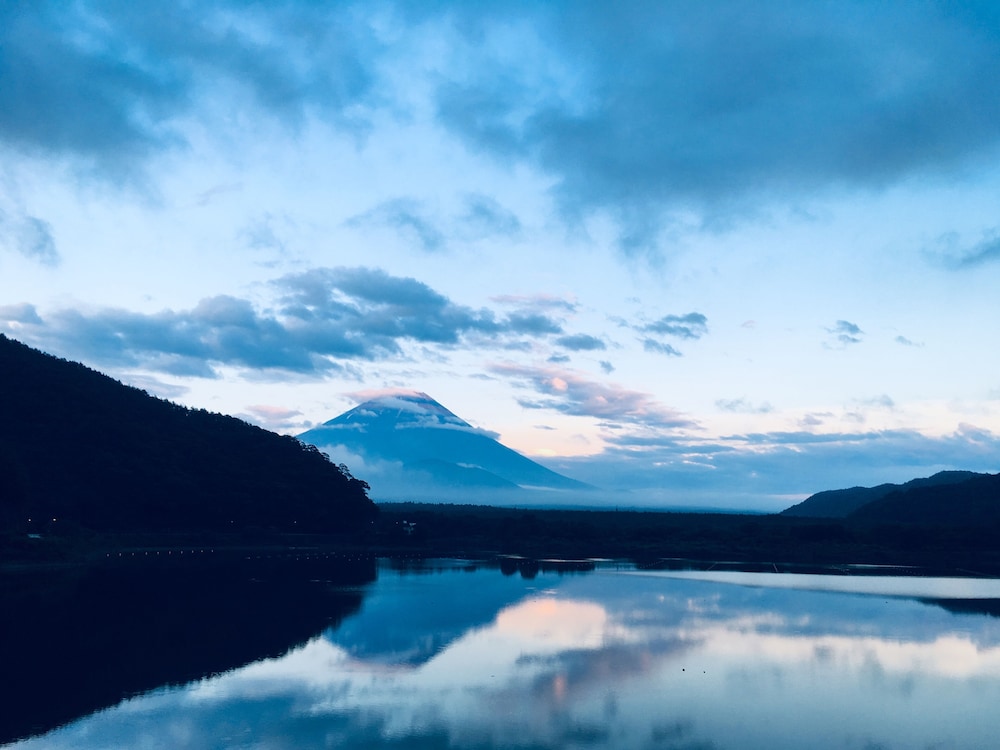 精進湖＆富士山ビュー洋室 禁煙 レイク ビュー0 | 精進レークホテル