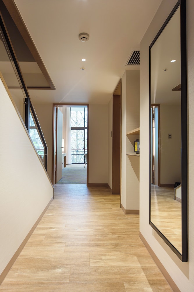 スイート 1 ベッドルーム 客室2 | ANAホリデイインリゾート信濃大町くろよん by IHG