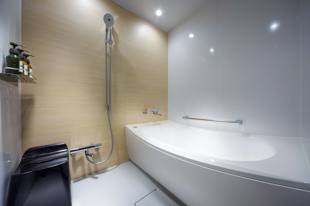 プレミアム ルーム ベッド (複数台) 客室6 | ANAホリデイインリゾート信濃大町くろよん by IHG