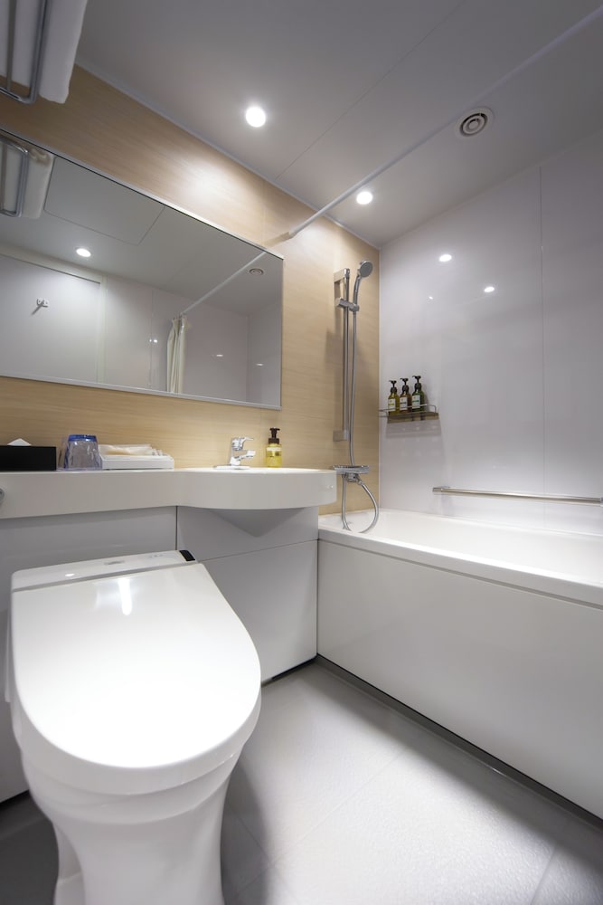 スタンダード ルーム シングルベッド 2 台 客室1 | ANAホリデイインリゾート信濃大町くろよん by IHG