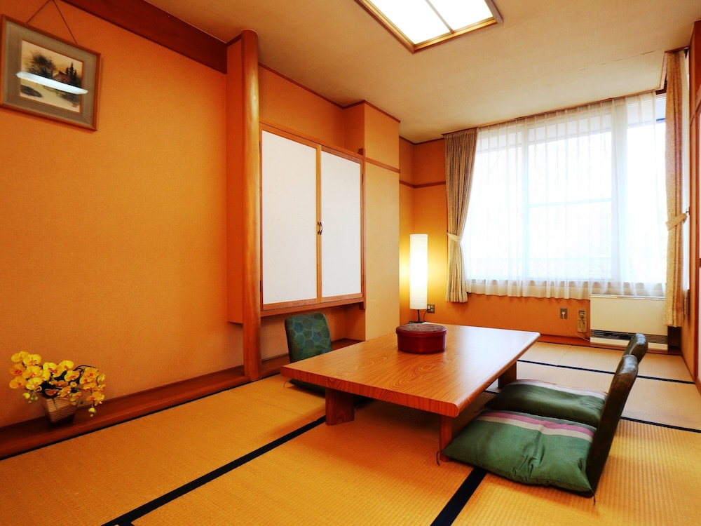 スタンダード ファミリールーム 客室2 | GuestRoom ガーデンあずみ野