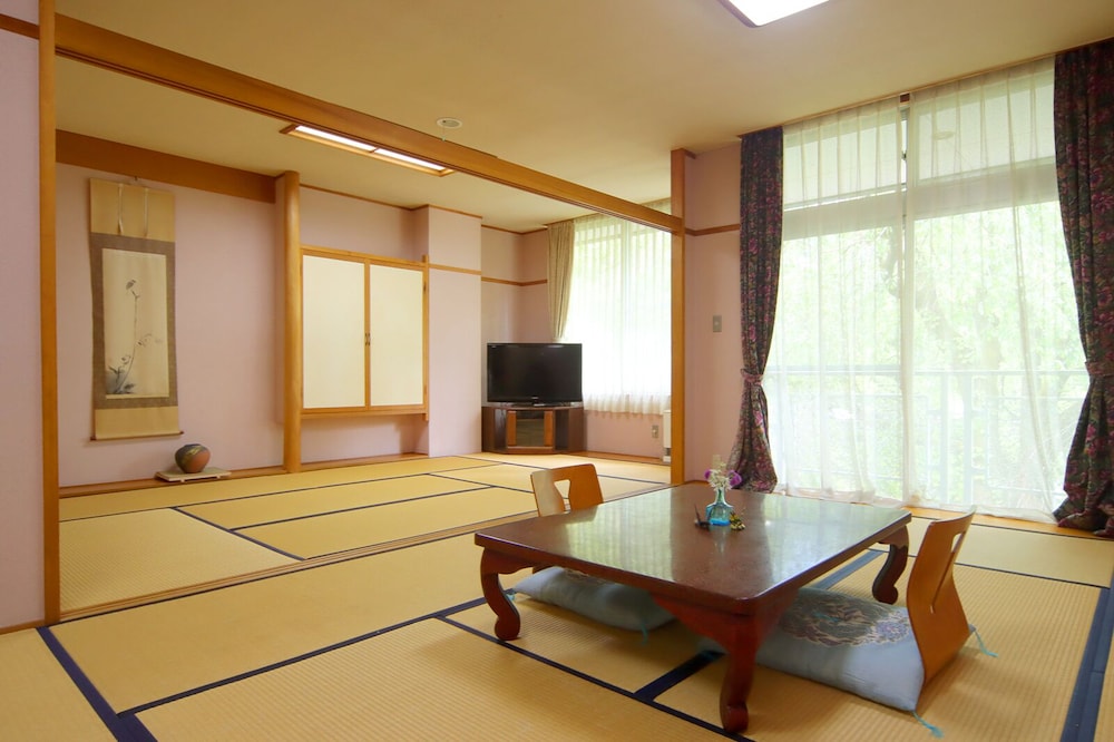 和室 4人部屋 | GuestRoom ガーデンあずみ野