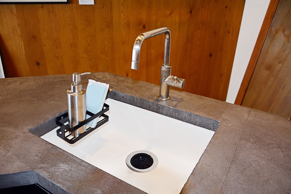 スーペリア スタジオスイート (3F) 専用キッチン0 | illi Sun Shimokitazawa