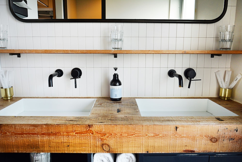 スタンダード スタジオスイート (4F) バスルーム0 | illi Sun Shimokitazawa