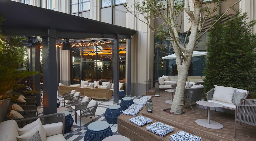 テラス / パティオ1 | キンプトン新宿東京 by IHG | キンプトン新宿東京 by IHG
