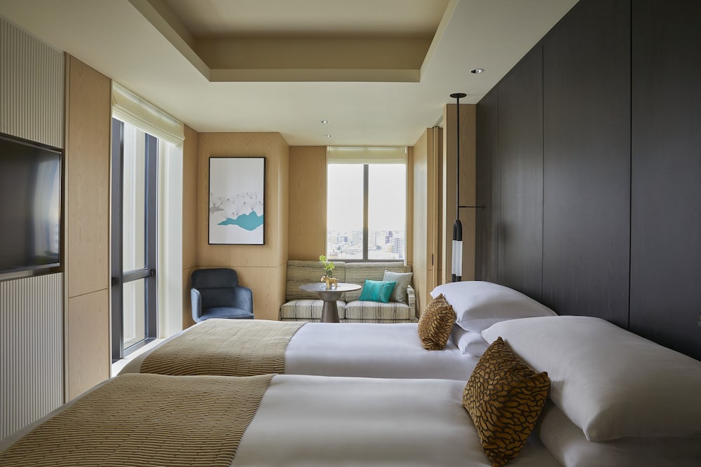スタジオスイート シングルベッド 2 台 (High Floor) 客室1 | キンプトン新宿東京 by IHG