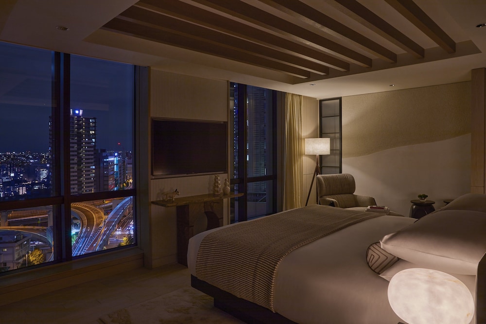 スイート 1 ベッドルーム (Top Floor) 客室2 | キンプトン新宿東京 by IHG