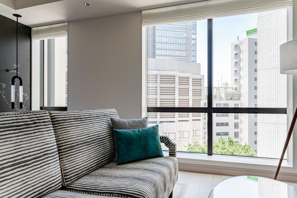 プレミアム ルーム キングベッド 1 台 部屋からの景観0 | キンプトン新宿東京 by IHG