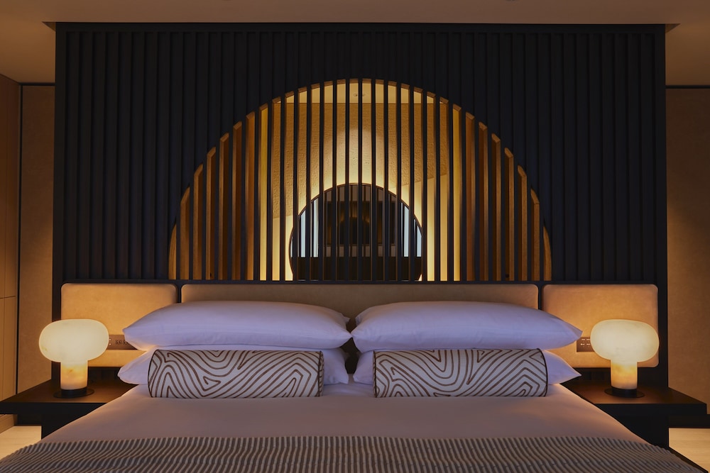 スイート 1 ベッドルーム (Top Floor) 客室3 | キンプトン新宿東京 by IHG