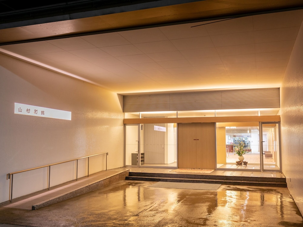 内部エントランス1 | 山村別館 内部エントランス1 | 山村別館