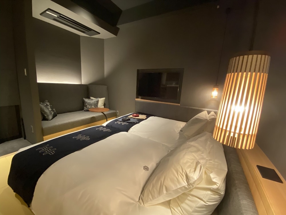 デラックス　ツインルーム　屋上露天風呂付 客室3 | Hotel 坐樂閑
