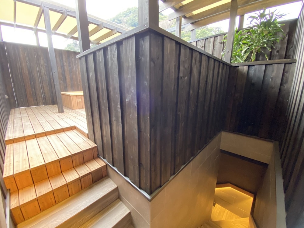 エグゼクティブ　ツインルーム　屋上露天風呂付 バスルーム3 | Hotel 坐樂閑