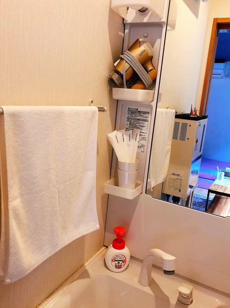 ウッドデッキ付きコテージ バスルーム3 | SLOTH GLAMPING