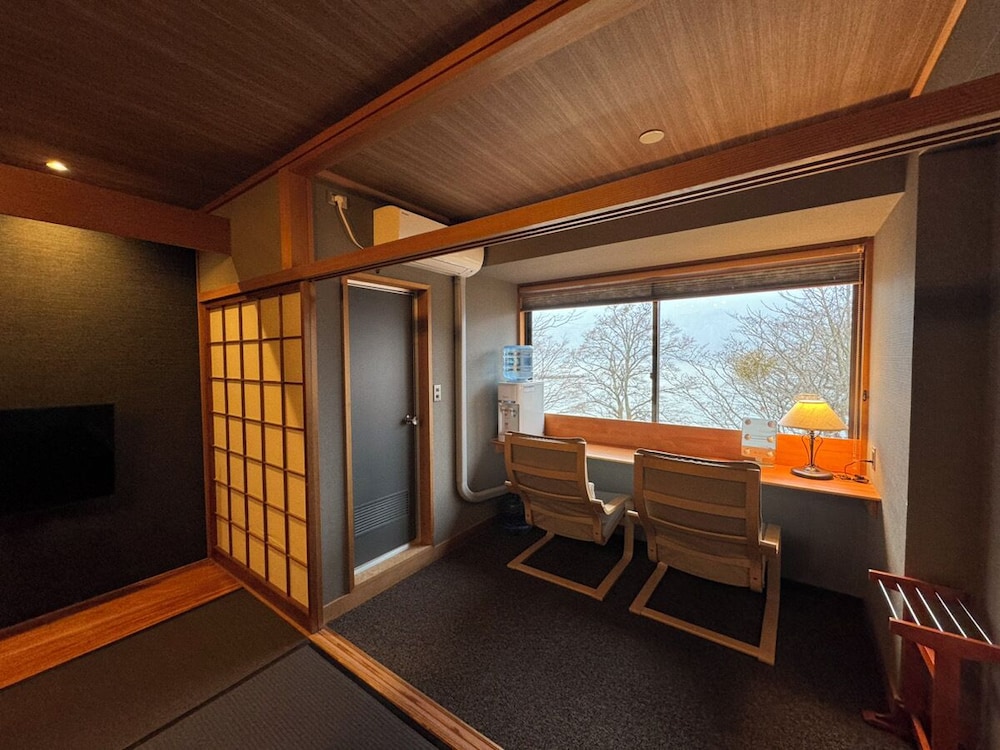 スタンダード和室 禁煙 客室4 | 十和田湖畔 桜楽