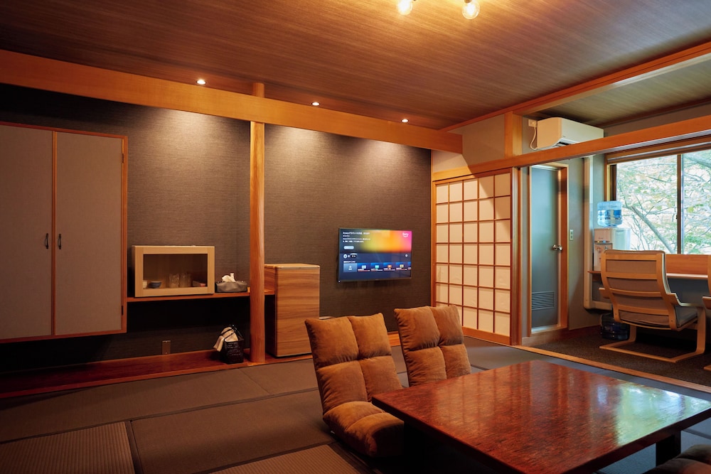 スタンダード和室 禁煙 客室9 | 十和田湖畔 桜楽