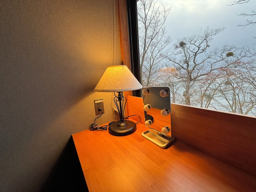 和洋室 ツインルーム 禁煙 客室4 | 十和田湖畔 桜楽