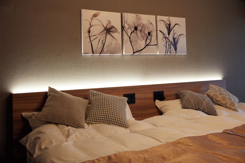 和洋室 ツインルーム 禁煙 客室1 | 十和田湖畔 桜楽